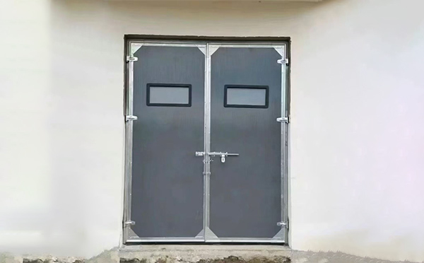 武都工业门在高温作业区域的运行表现